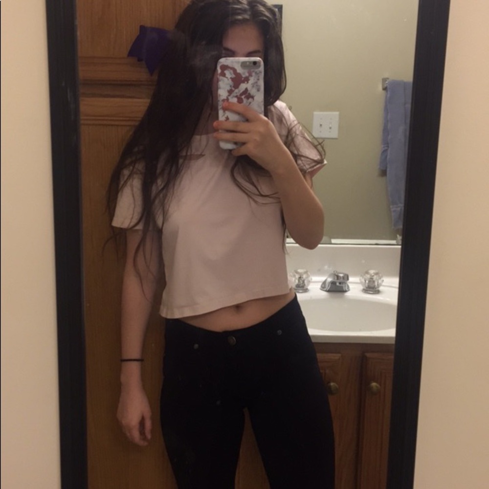 crop t shirt!!